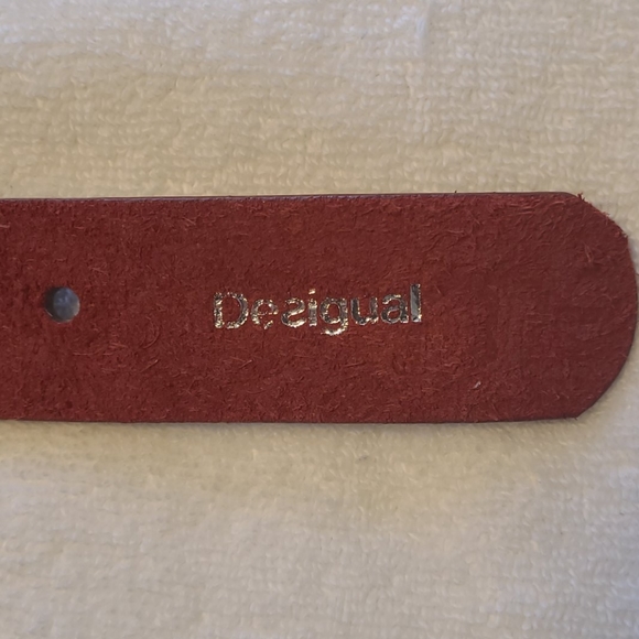 Desigual suede belt with matte silver tone buckle - Picture 4 of 8